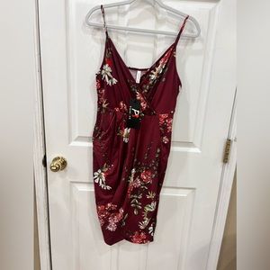 NWT Party Dress! Deep V-Neck, Body-con, Faux Wrap with Tulip Hem